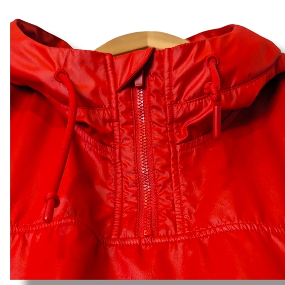 Fabletics Europa Matte Red Pullover Hooded Windbreaker: Women's Small - Picture 10 of 11